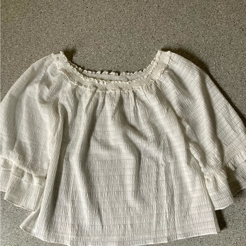 Max Studio White peasant top in waffle print.